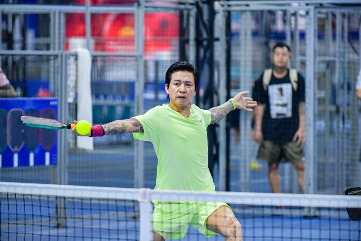 Tuấn Hưng phản hồi netizen sau màn thách đấu thầy dạy Pickleball
